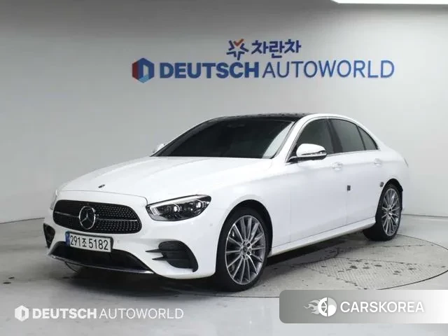 Mercedes-Benz E-Class W213 2022 Белый из Кореи