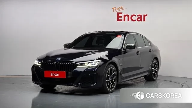 BMW 5 Series (G30) 2022 Синий из Кореи