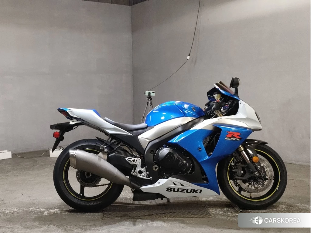 Проданный Suzuki GSX-R1000 2011 из Японии, фото 2