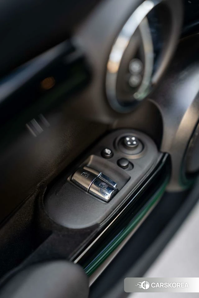 MINI JCW 2024 Зеленый из Китая