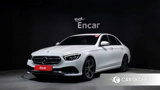 Mercedes-Benz E-Class W213 2021 Белый из Кореи