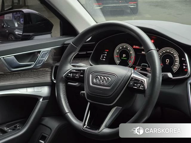 Audi A6L 2023 Черный из Китая