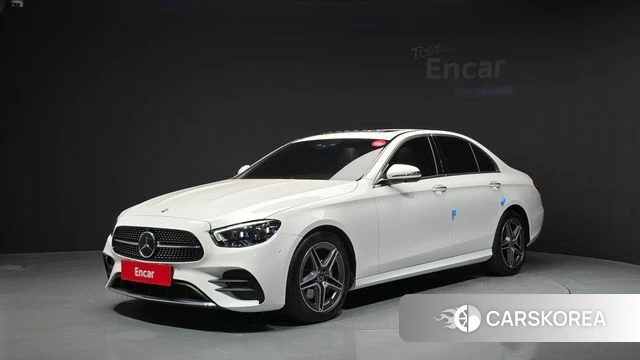 Mercedes-Benz E-Class W213 2022 Белый из Кореи