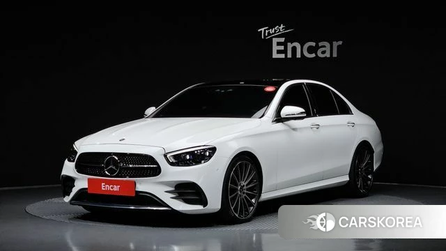 Mercedes-Benz E-Class W213 2021 Белый из Кореи