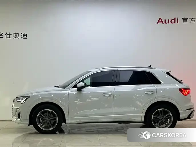 Audi Q3 2024 Белый из Китая