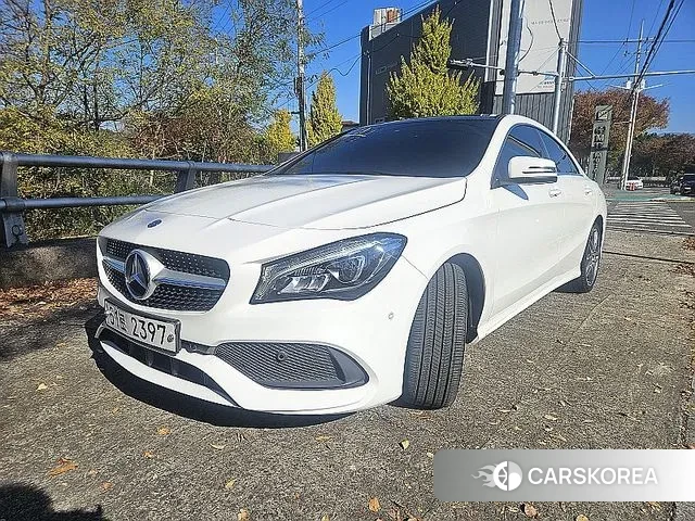 Mercedes-Benz CLA-Class C117 2018 Белый из Кореи