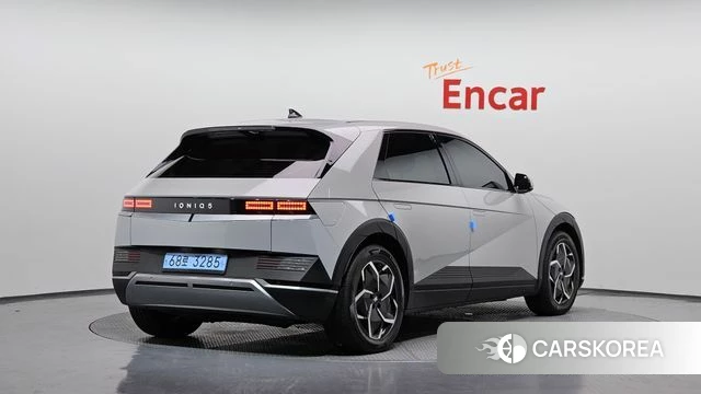 Hyundai Ionic 5 2021 Серебристо-серый из Кореи