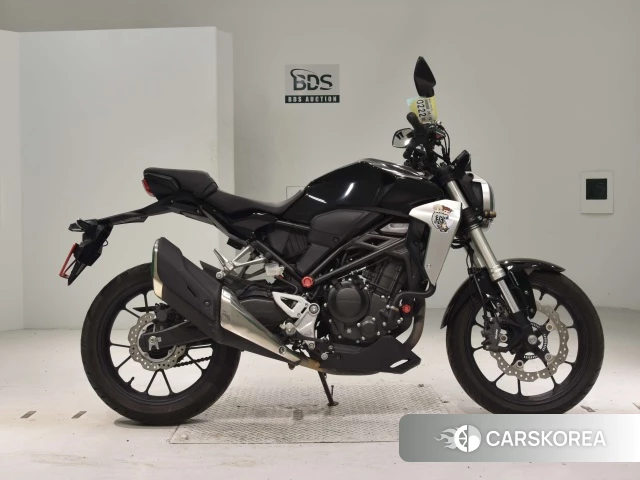 Проданный Honda CB250R 2018 из Японии