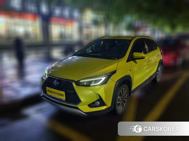 Toyota YARIS L Zhixuan 2021 Желтый из Китая