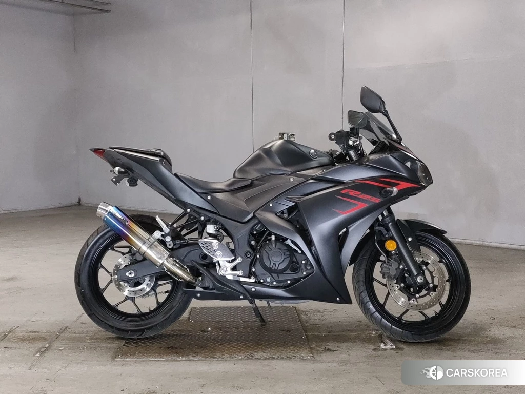 Проданный Yamaha YZF-R25 2014 из Японии