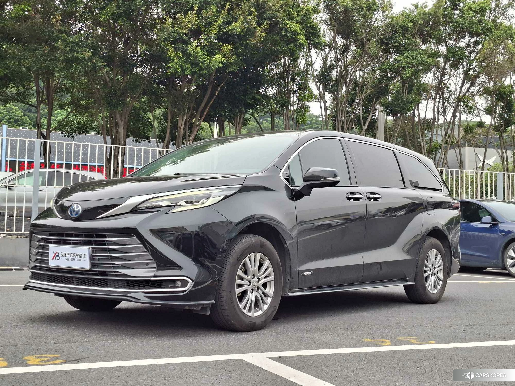 Toyota Saina 2021 Черный из Китая