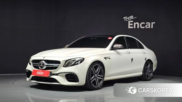 Mercedes-Benz E-Class W213 2018 Белый из Кореи