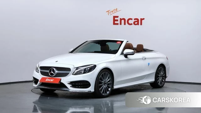 Mercedes-Benz C-Class W205 2018 Белый из Кореи