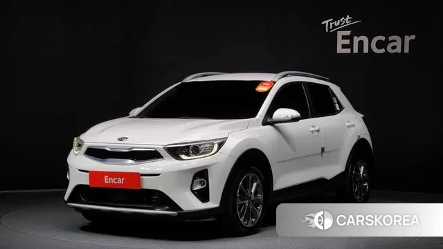 Kia Stonic 2018 Белый из Кореи