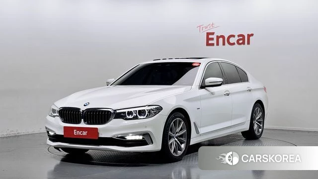 BMW 5 Series (G30) 2018 Белый из Кореи