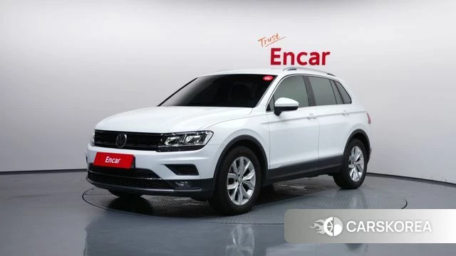 Volkswagen Tiguan second Generation 2020 Белый из Кореи
