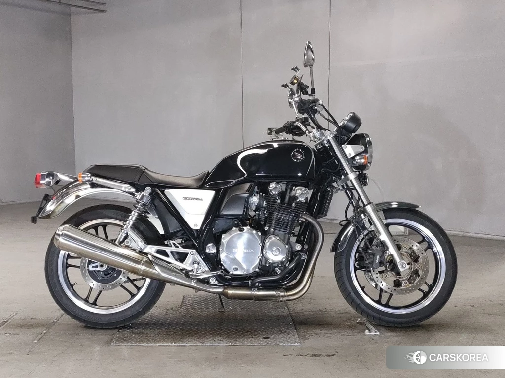 Проданный Honda CB1100 2010 из Японии