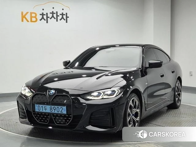 BMW i4 2023 Черный из Кореи