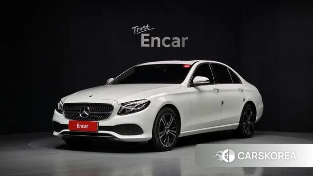 Mercedes-Benz E-Class W213 2020 Белый из Кореи