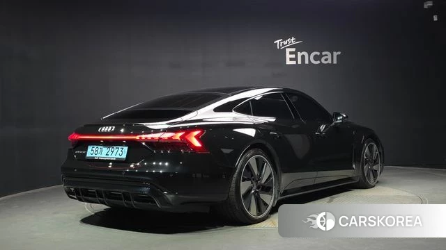 Audi e-Tron GT 2022 Черный из Кореи