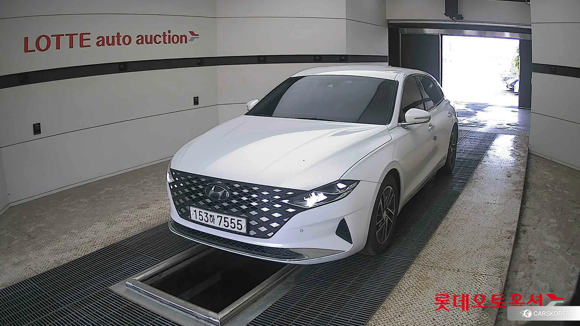 Hyundai Grandeur 2020 White cream (optional) из Кореи