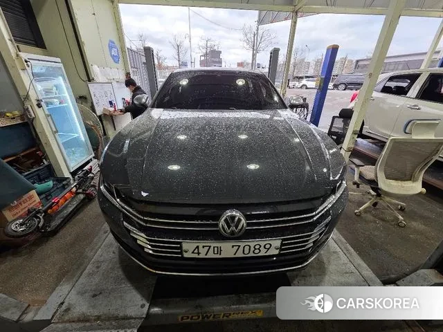 Volkswagen Arteon 2019 Серый из Кореи