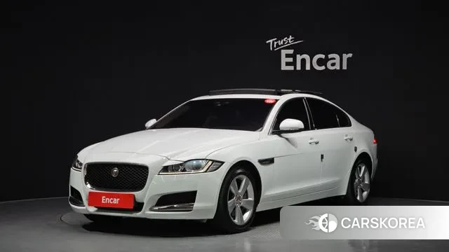 Jaguar XF (X260) 2018 Белый из Кореи