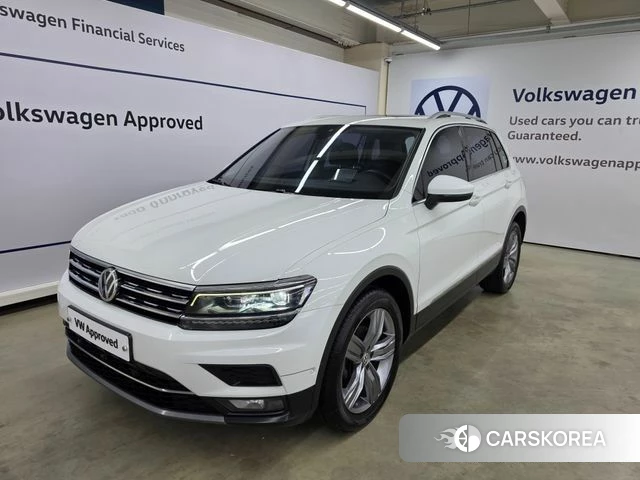 Volkswagen Tiguan second Generation 2018 Белый из Кореи