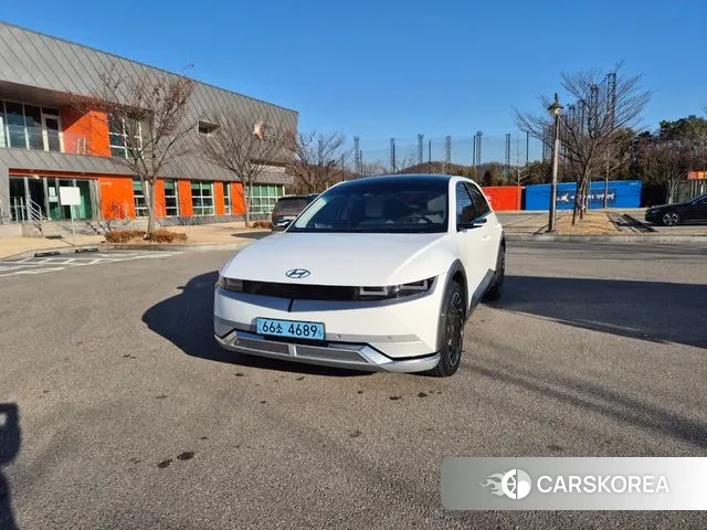 Hyundai Ionic 5 2022 Белый из Кореи