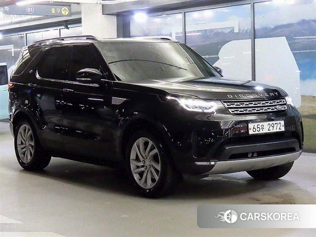 Land Rover Discovery 5 2019 Черный из Кореи