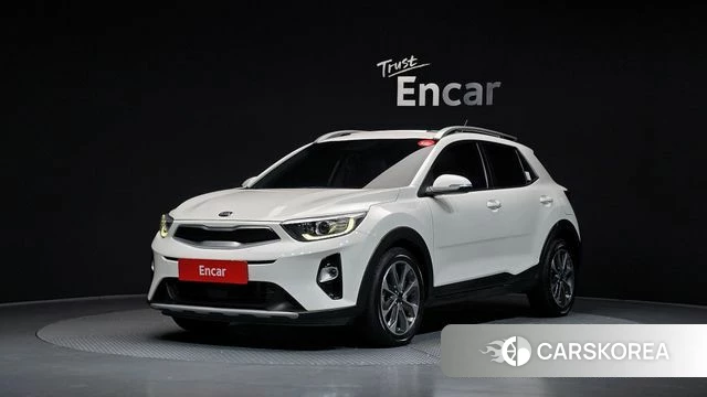 Kia Stonic 2018 Белый из Кореи