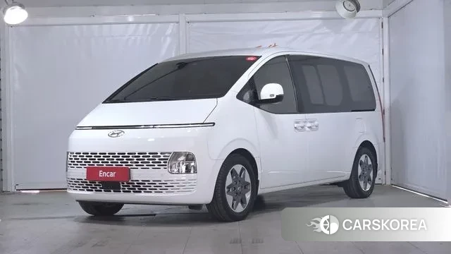 Hyundai Staria 2021 Белый из Кореи