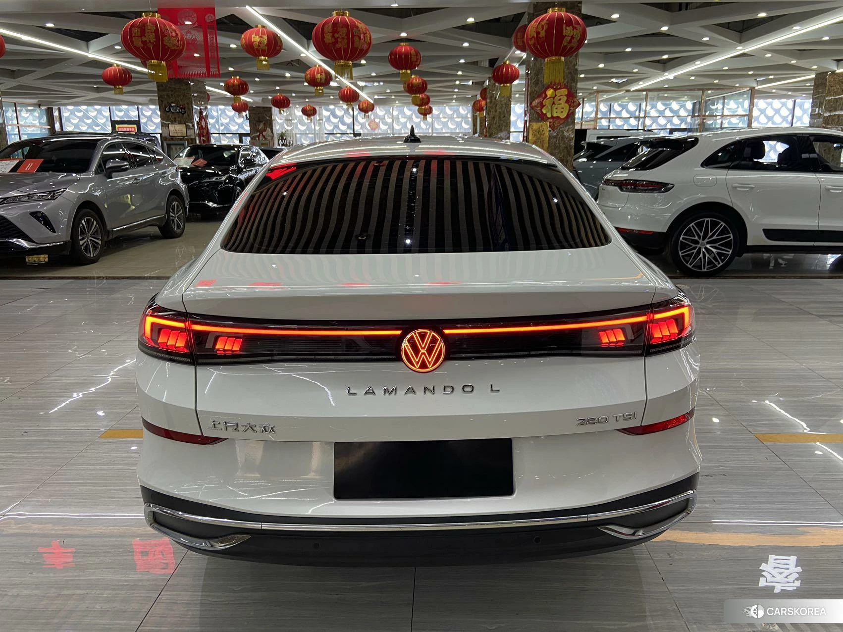 Volkswagen Lingdu 2022 Белый из Китая