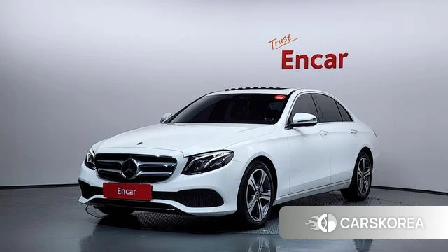 Mercedes-Benz E-Class W213 2020 Белый из Кореи
