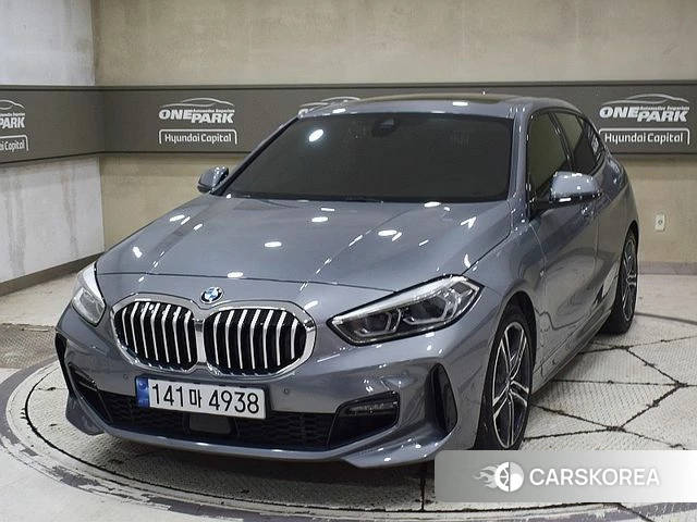 BMW 1 Series (F40) 2022 Серый из Кореи