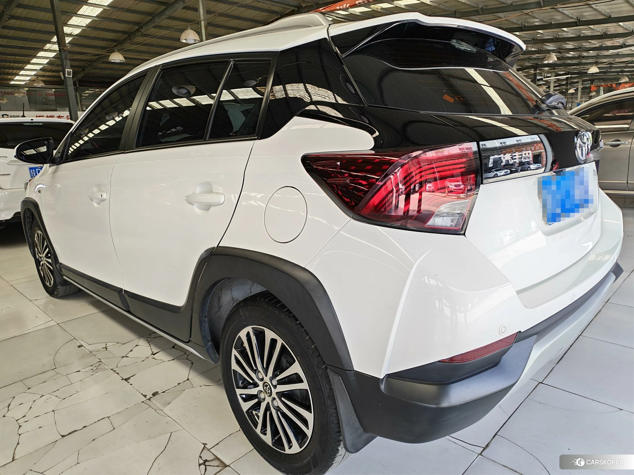 Toyota YARIS L Zhixuan 2021 Белый из Китая