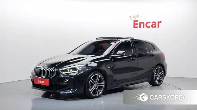 BMW 1 Series (F40) 2021 Черный из Кореи