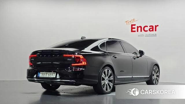 Volvo S90 2021 Черный из Кореи