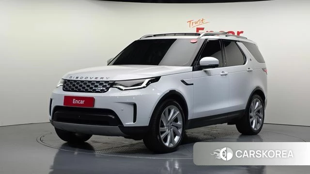 Land Rover Discovery 5 2021 Белый из Кореи