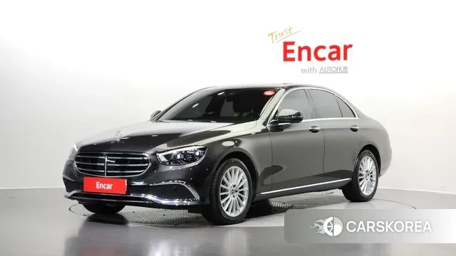 Mercedes-Benz E-Class W213 2022 Серый из Кореи