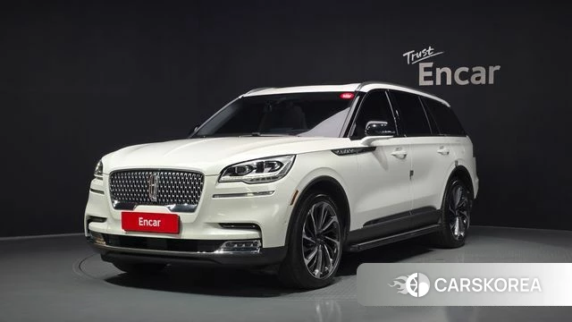 Lincoln Aviator 2nd generation 2022 Белый из Кореи