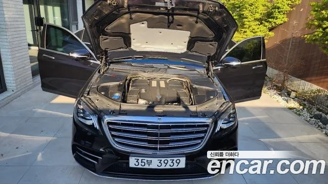 Mercedes-Benz S-Class W222 2018 Черный из Кореи