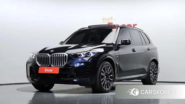 BMW X5 (G05) 2023 Черный из Кореи