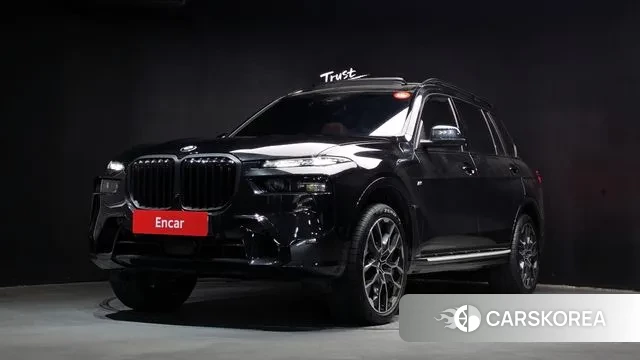 BMW X7 (G07) 2025 Черный из Кореи