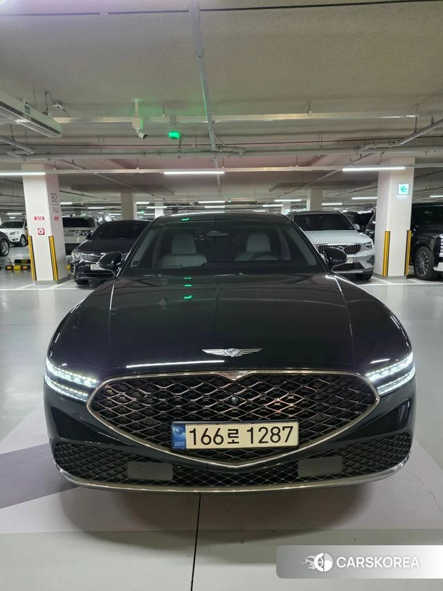 Genesis G90 (RS4) 2022 Черный из Кореи