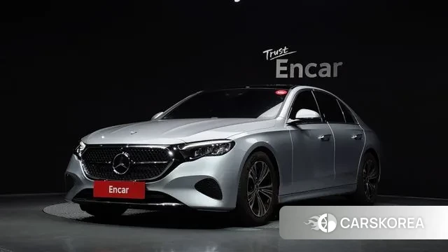 Mercedes-Benz E-Class W214 2025 Серебристо-серый из Кореи