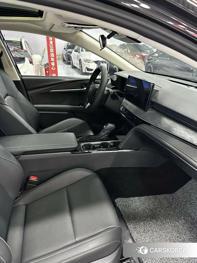 Toyota Camry 2026 Черный из Китая