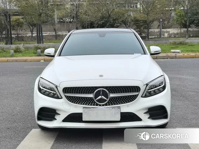 Mercedes-Benz Class C 2021 Белый из Китая