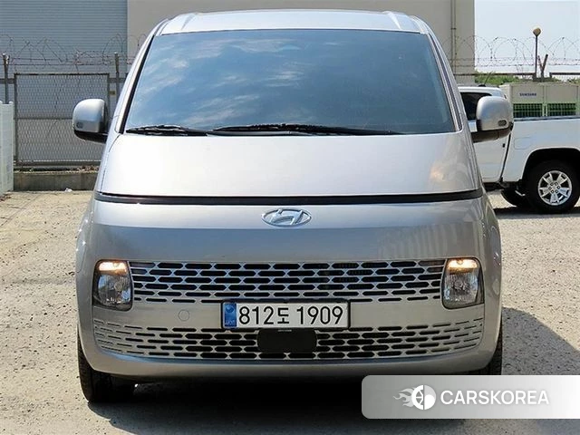 Hyundai Staria 2024 Серый из Кореи