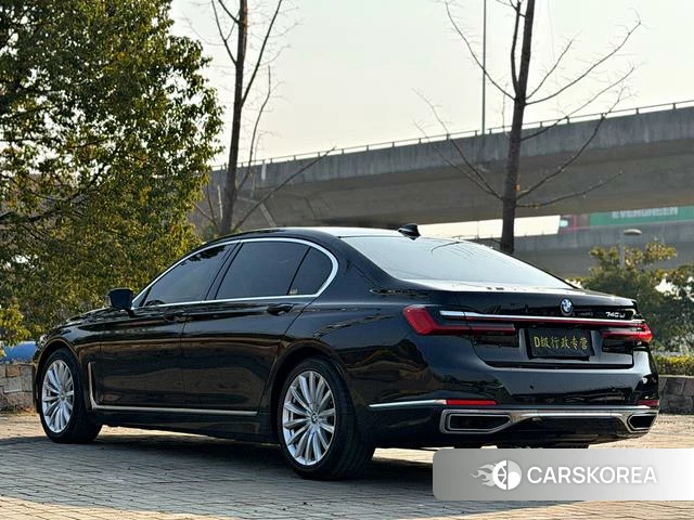BMW 7 series 2021 Черный из Китая